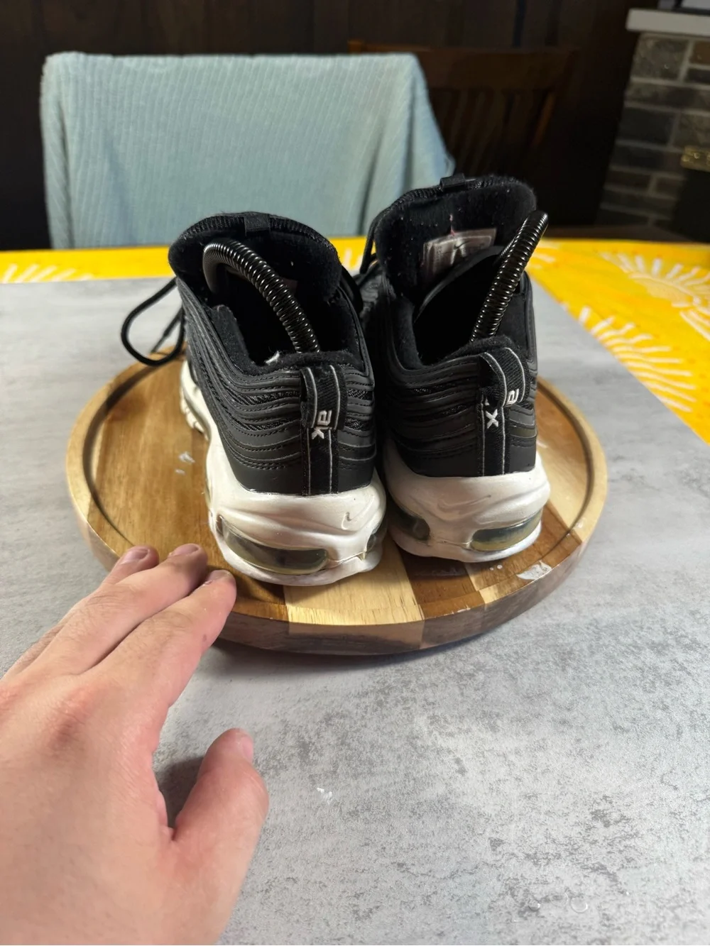 Nike Black and White Air Max 97 Sneakers. 6y/7.5